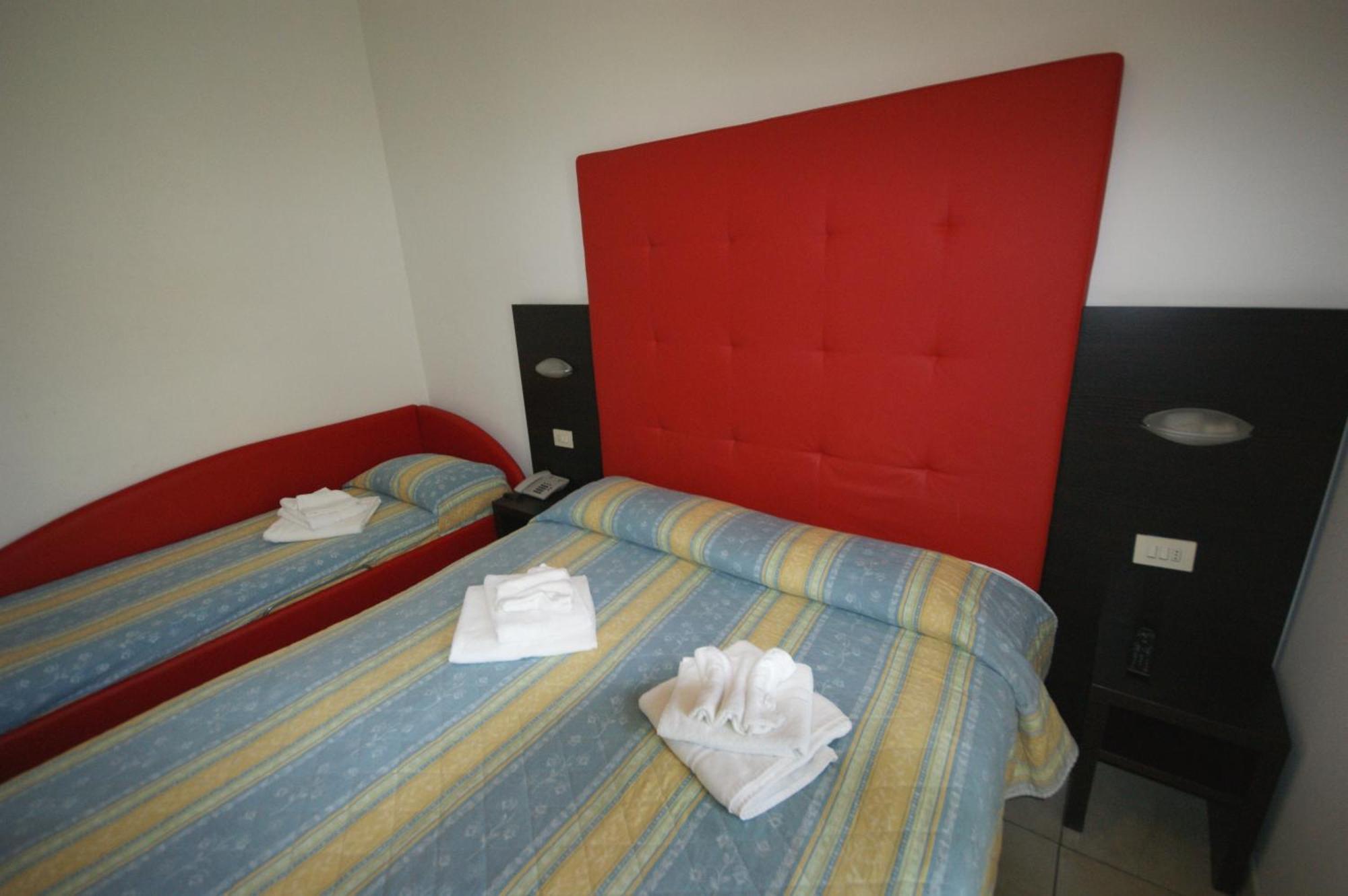 Hotel Marebello Rímini Habitación foto